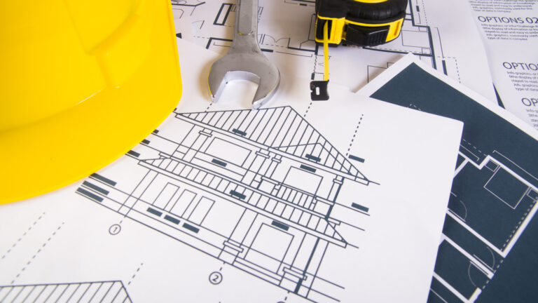 Construction de maison à Rennes : comment adapter son projet à son terrain ?